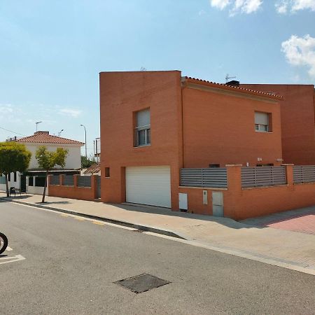 Chalet Amplio Con Jardin Y Zona Barbacoa. Reus Exteriér fotografie